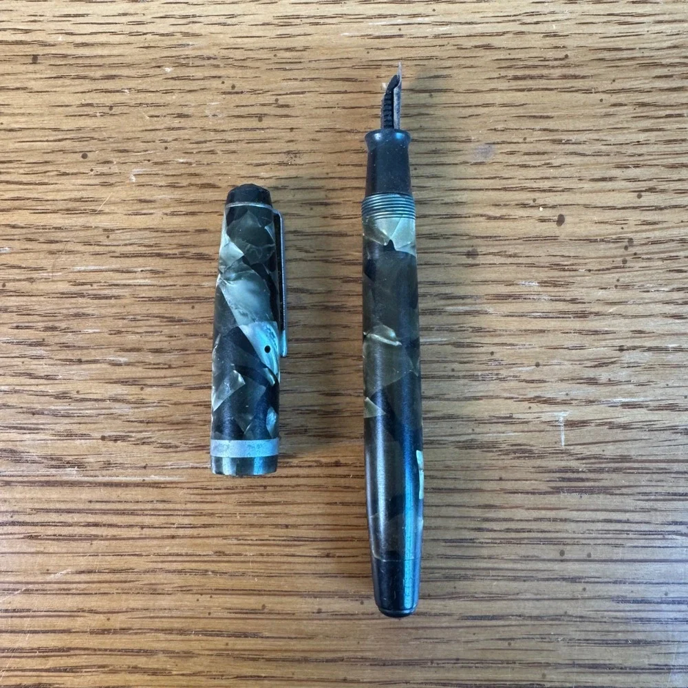Vintage Parker Challenger Fountain Pen Green Marble Celluloid Button Filler USA